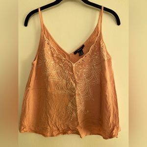 💚3 for $10!💚 Forever 21 Cropped Pink Tank Top with Embroidery